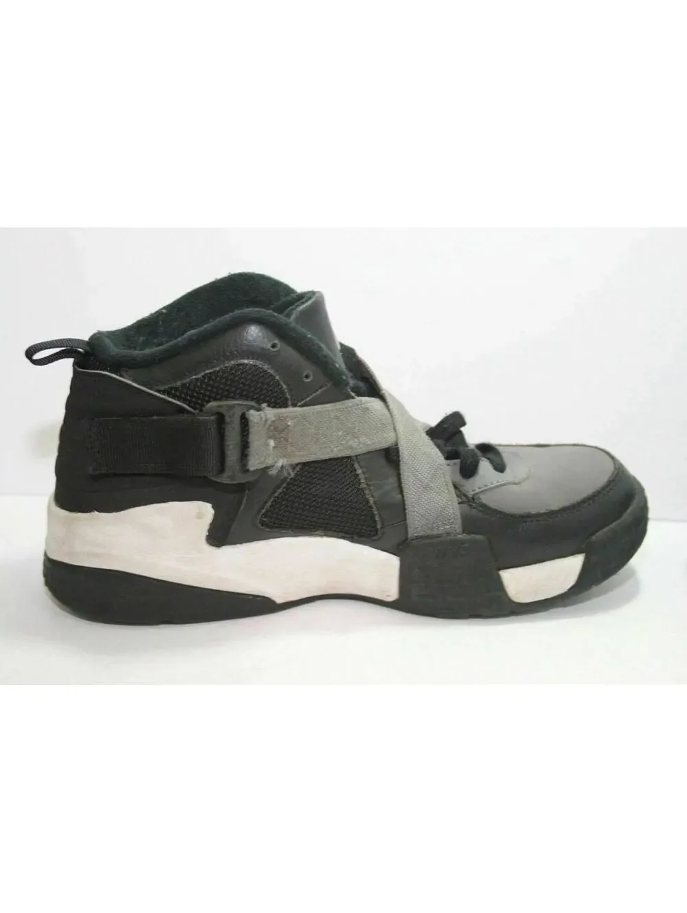 Nike Air Raid Basketball Shoes 644412-001 Boys Grade School Size 5.5Y Womens 7.5